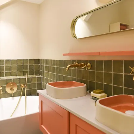 Comfortable 150 M House In The Heart Of * Parigi